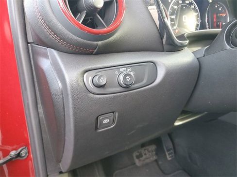 Certified 2025 Chevrolet Blazer RS image 18