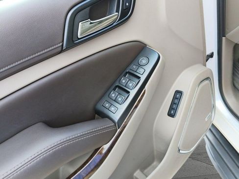 Used 2016 Chevrolet Tahoe LT RWD image 9