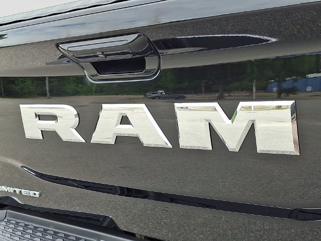 Used 2025 RAM 3500 Limited AWD/4WD image 35