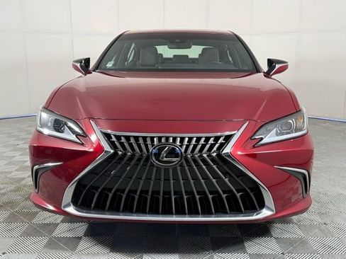 Used 2025 Lexus ES 300h w/ Premium Package image 11