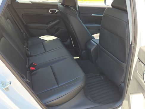 New 2025 Acura Integra Base image 10