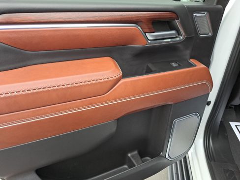 Certified 2024 GMC Sierra 3500 Denali Ultimate image 11