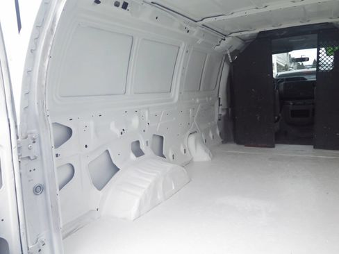 Used 2011 Ford E-250 and Econoline 250 w/ PWR Group image 26
