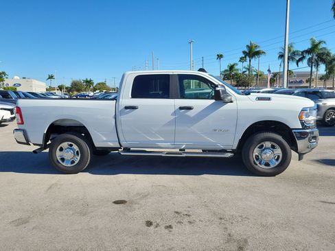 Used 2024 RAM 2500 Big Horn w/ Bed Utility Group image 4