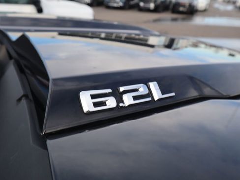 Used 2023 Chevrolet Silverado 1500 ZR2 w/ Technology Package image 12