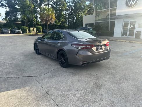 Used 2024 Toyota Camry XSE FWD image 6