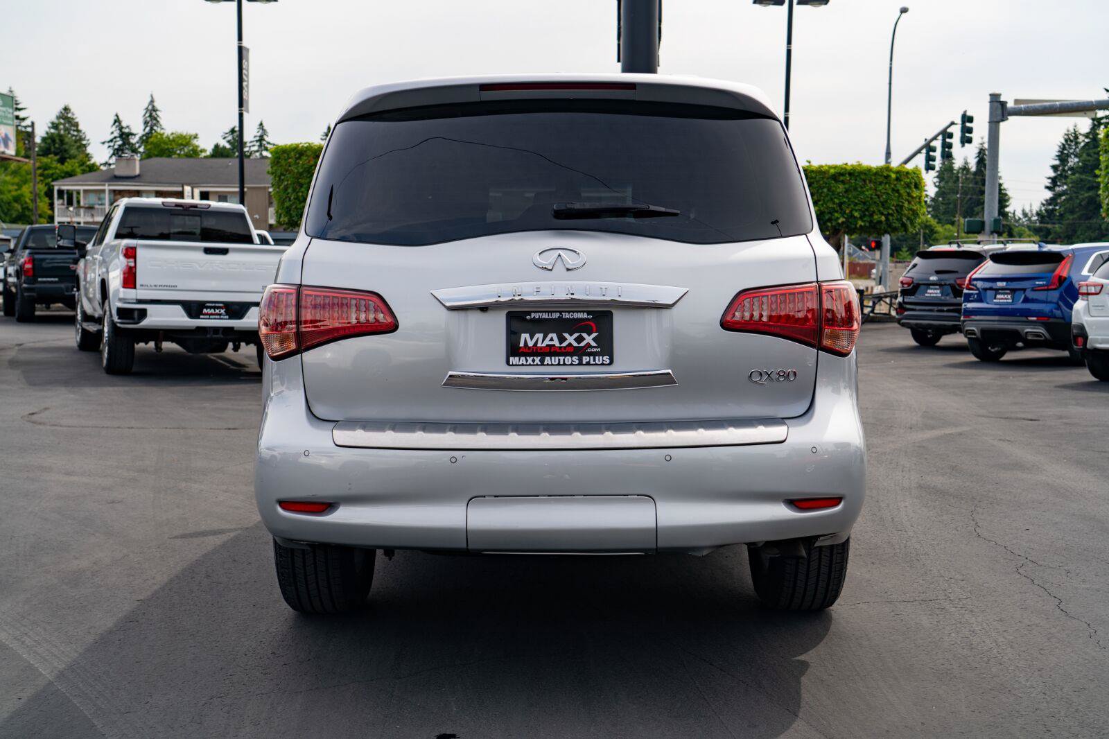 Used 2015 INFINITI QX80 2WD image 10