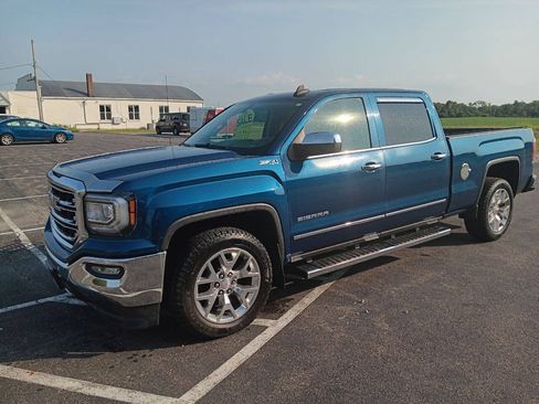 Used 2017 GMC Sierra 1500 SLT w/ SLT Premium Package AWD/4WD image 2