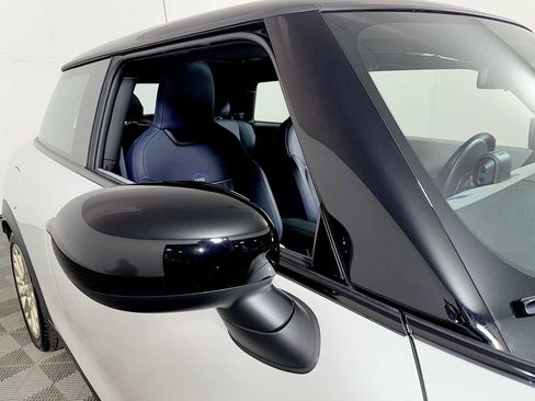 Used 2025 MINI Cooper S image 30