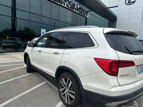 Used 2016 Honda Pilot Touring image 3