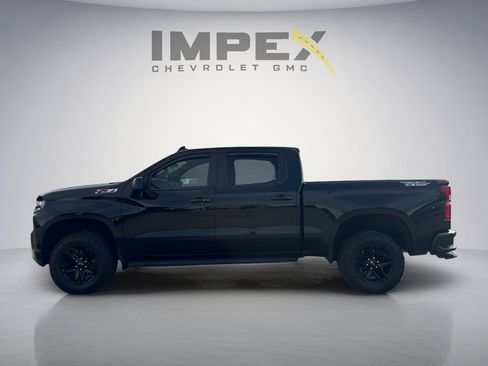 Used 2022 Chevrolet Silverado 1500 LT Trail Boss w/ Bed Protection Package AWD/4WD image 2