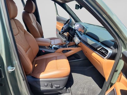 Certified 2025 Kia Telluride SX Prestige X-Line AWD/4WD image 17