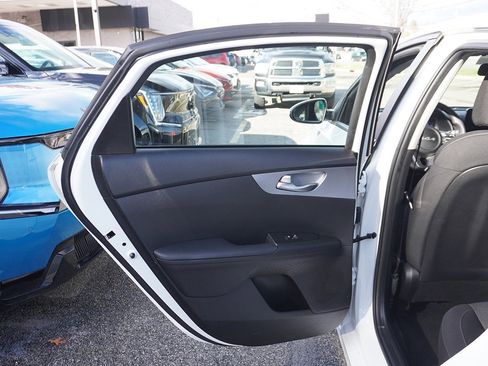 Used 2023 Kia Forte LXS image 22