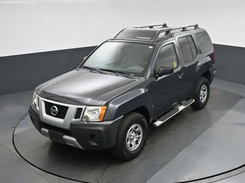 Used 2010 Nissan Xterra X AWD/4WD image 41