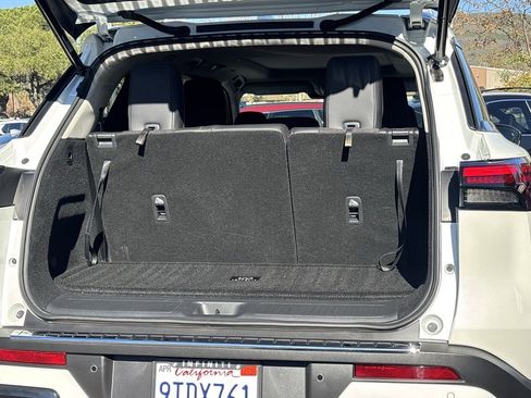 Certified 2025 INFINITI QX60 Luxe w/ Cargo Package image 26