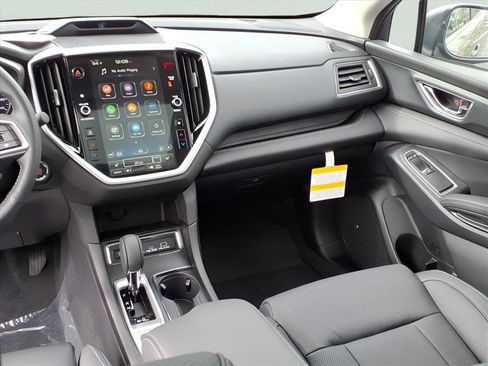 New 2026 Subaru Ascent Limited image 9
