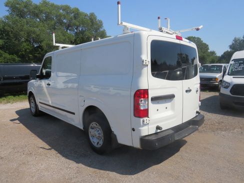 Used 2020 Nissan NV 2500 SV w/ Navigation Package image 15
