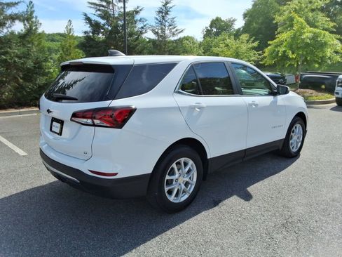 Used 2024 Chevrolet Equinox LT FWD image 5