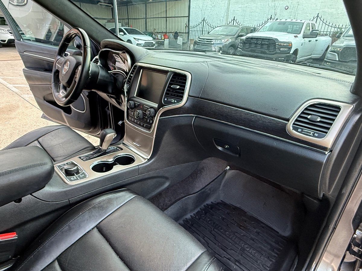 Used 2016 Jeep Grand Cherokee Summit AWD/4WD image 19
