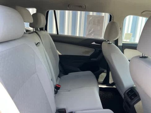 Used 2021 Volkswagen Tiguan S FWD image 23