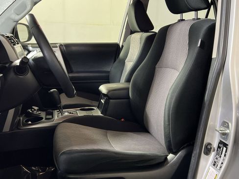 Used 2024 Toyota 4Runner SR5 image 11