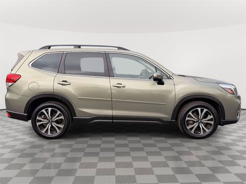 Used 2019 Subaru Forester Limited image 8