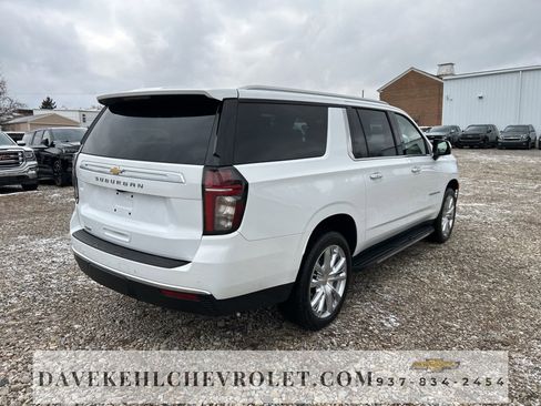Certified 2023 Chevrolet Suburban High Country image 5