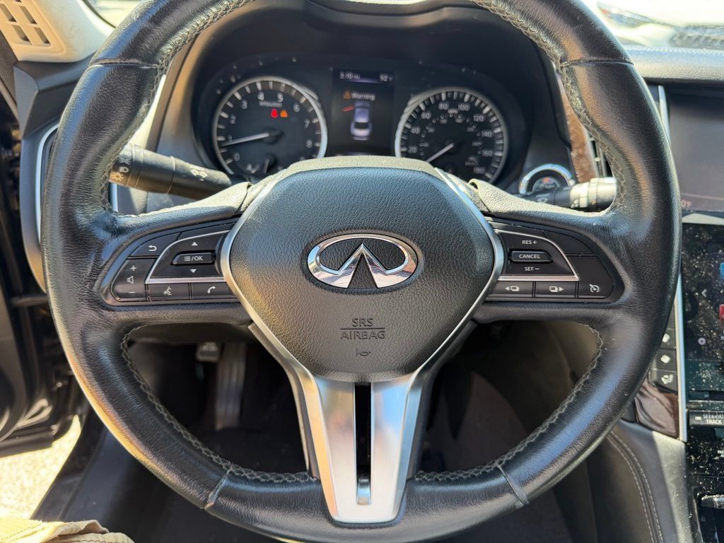 Used 2018 INFINITI Q50 Luxe RWD image 25