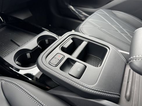 New 2025 Ford Mustang Mach-E Select w/ Comfort Package Lite image 32