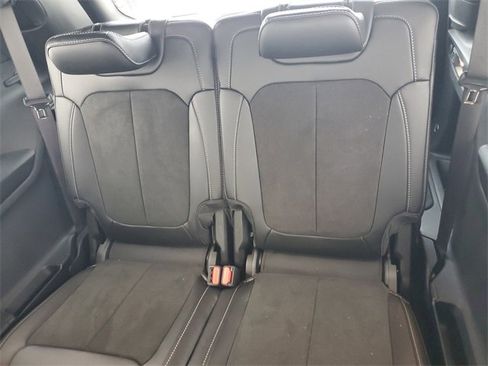 New 2025 Jeep Grand Cherokee L Altitude image 11