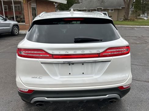 Used 2019 Lincoln MKC Select w/ Select Plus Package image 2