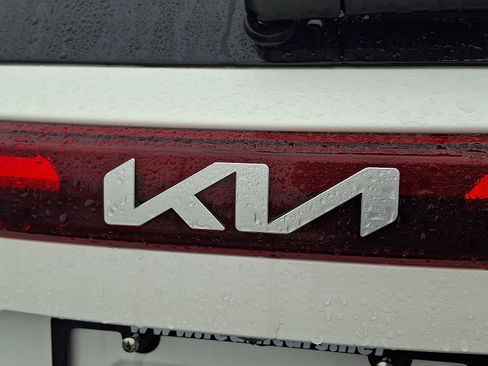 Used 2024 Kia Seltos LX image 34