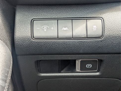 Used 2021 Hyundai Santa Fe SE FWD image 25