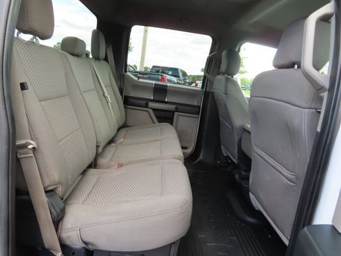 Used 2019 Ford F250 XLT image 44