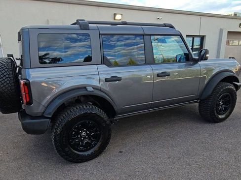 Used 2023 Ford Bronco Wildtrak image 8