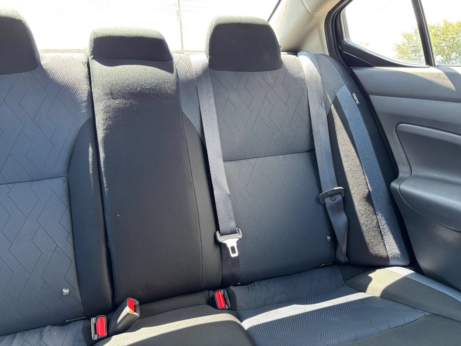 Used 2025 Nissan Versa SV FWD image 34