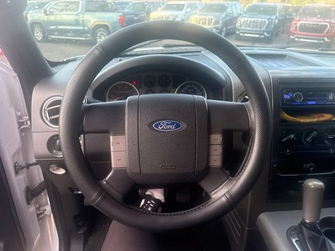 Used 2005 Ford F150 XLT AWD/4WD image 24