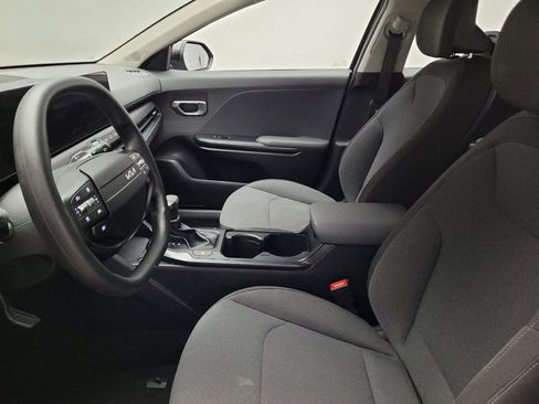 Used 2025 Kia K4 LXS image 17