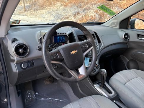 Used 2012 Chevrolet Sonic LT image 18