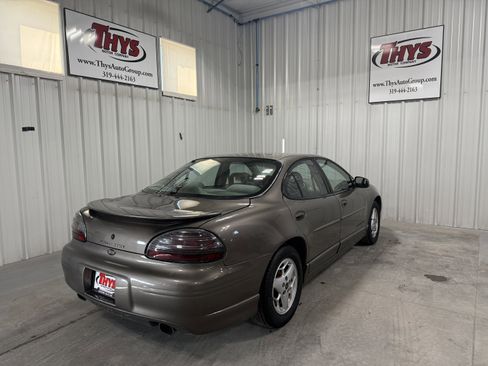 Used 2002 Pontiac Grand Prix GT w/ Opt Pkg 2 image 3