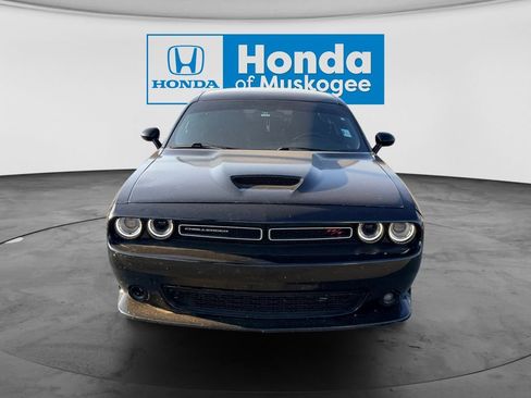 Used 2022 Dodge Challenger R/T RWD image 2