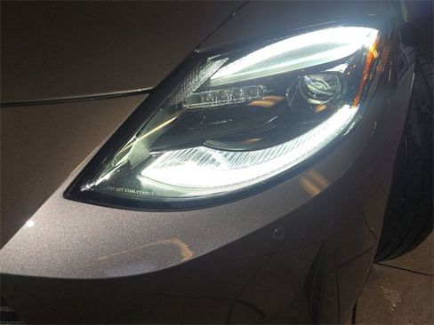 Used 2025 Nissan Z Performance w/ Floor Mat Package image 25