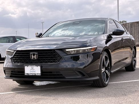 Certified 2025 Honda Accord Sport image 11