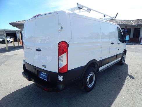 Used 2019 Ford Transit 250 130 Low Roof image 8