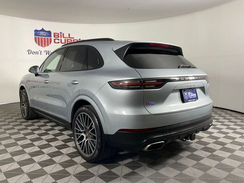Used 2021 Porsche Cayenne AWD/4WD image 5