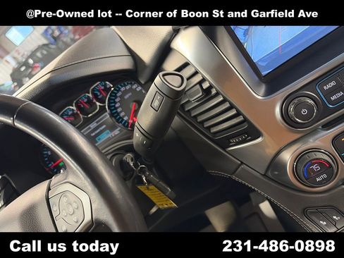 Used 2020 Chevrolet Suburban LT AWD/4WD image 25