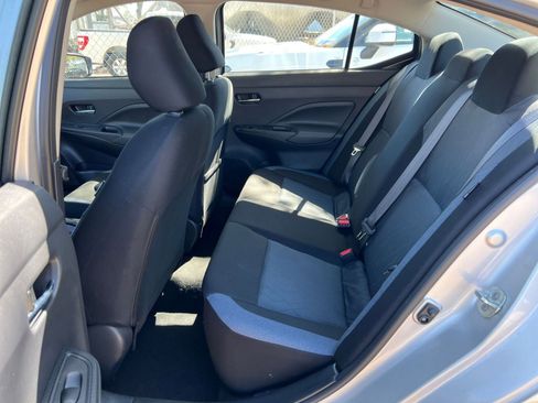 Used 2025 Nissan Versa SV image 35