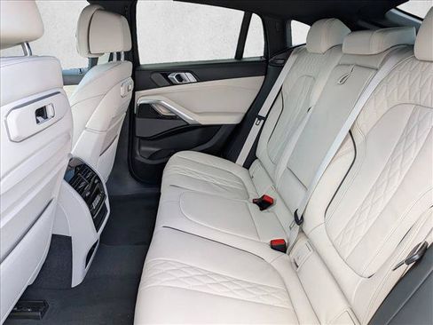 New 2027 BMW X6 xDrive40i AWD/4WD image 17