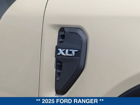 New 2025 Ford Ranger XLT w/ FX4 Off-Road Package AWD/4WD image 15