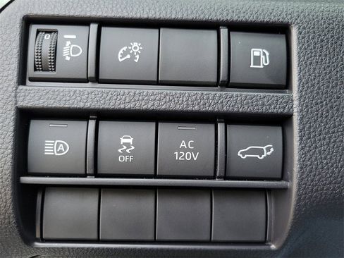 Used 2025 Toyota 4Runner Limited image 15